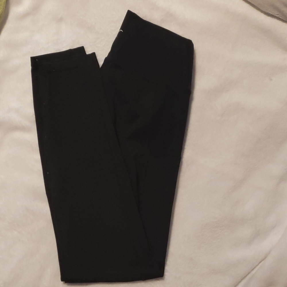 ZYIA pocketed full length leggings.